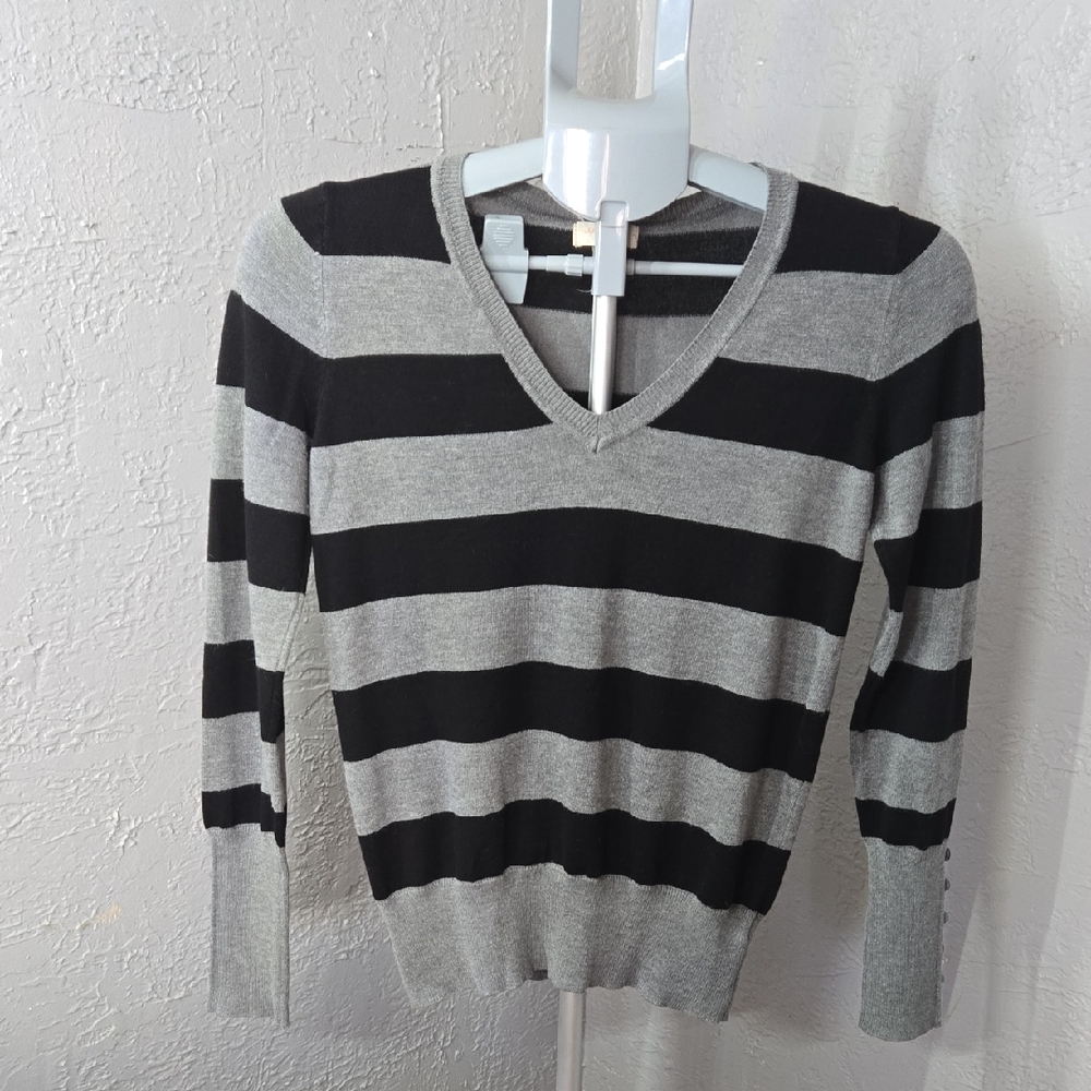 Ambiance Gray and Black Knit Top